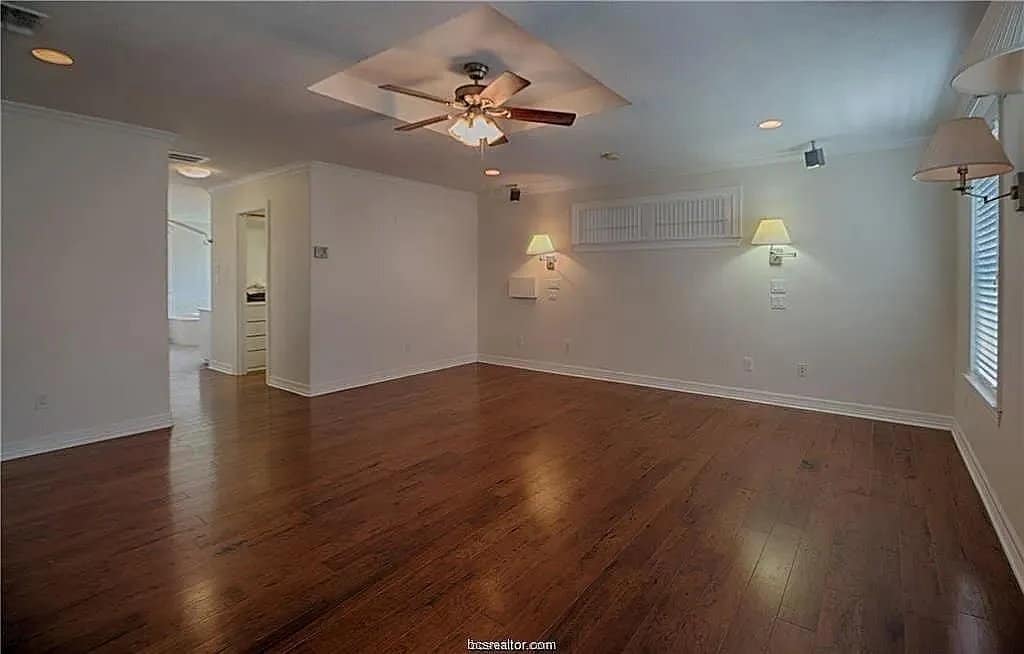 Building Photo - 6353 Fm 1361