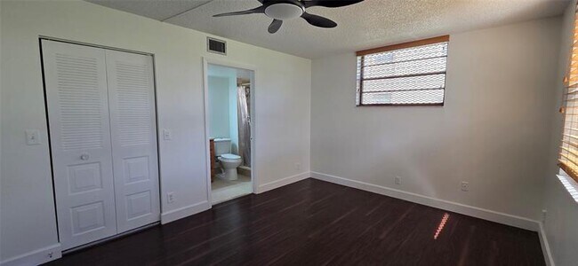 Building Photo - 7350 NW 18th St