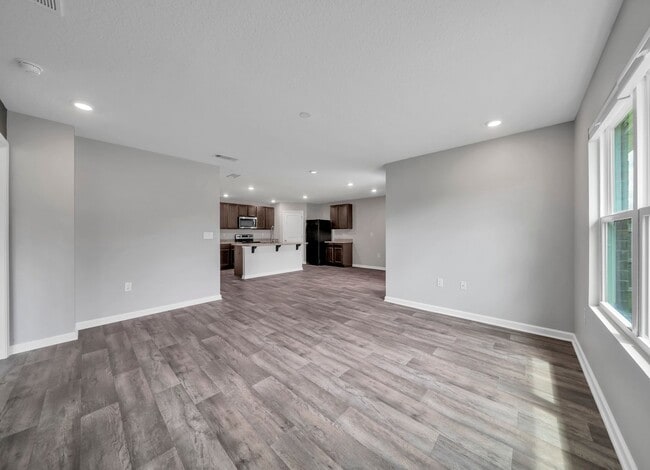 Building Photo - 1035 Limpkin St