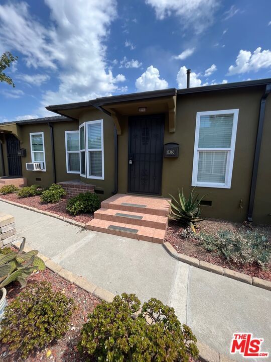 Building Photo - 1336 Ocean Park Blvd
