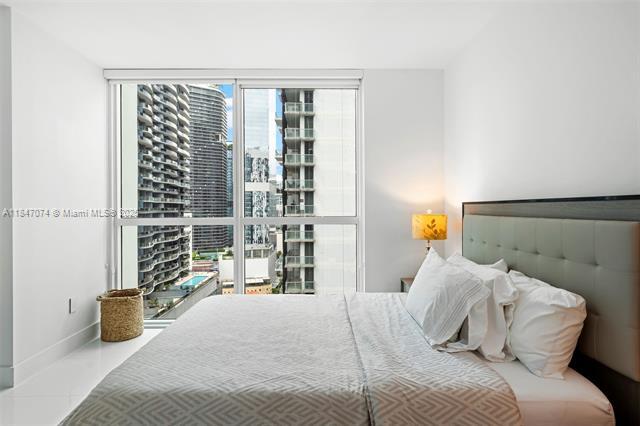 Building Photo - 1080 Brickell Ave