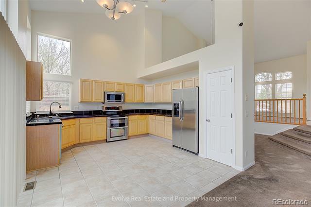 Building Photo - 13252 Pearl Cir