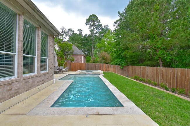 Building Photo - 7 E Shale Creek Cir