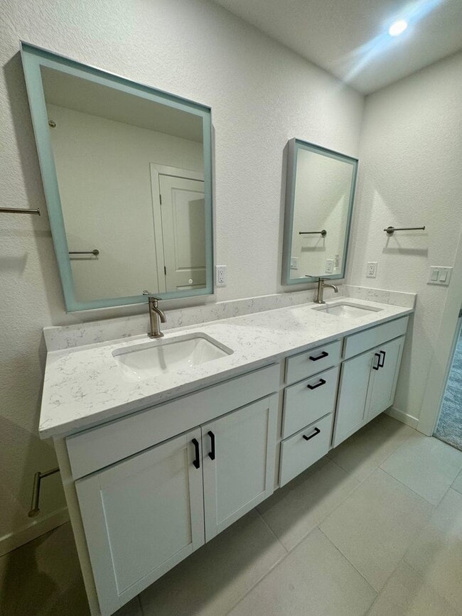 Building Photo - NEW construction 3 bedroom luxury townhome