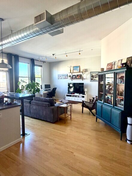 Building Photo - 4383 Tennyson St