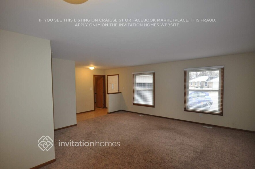 Building Photo - 17837 66th Ave