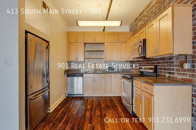 Building Photo - 413 S Main St