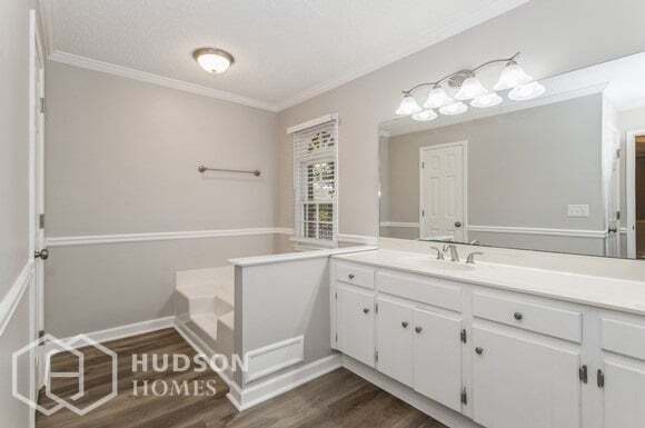 Building Photo - NOW AVAILABLE! -  2660 Ashley Dr, Marietta...