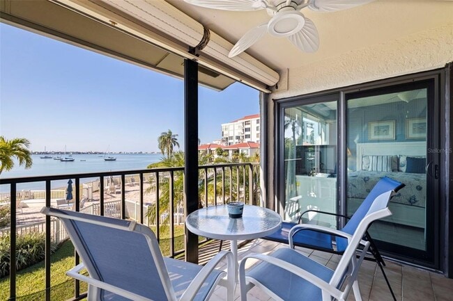 Building Photo - 6365 Bahia Del Mar Blvd S