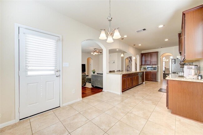 Building Photo - 6011 Marble Bend Ln
