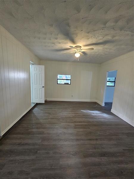 Building Photo - 3951 NW 36th Ave