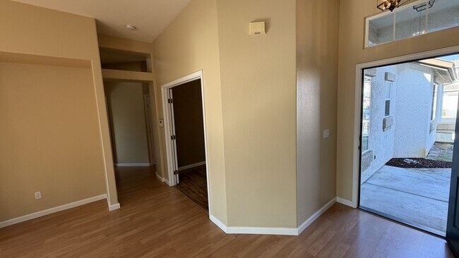 Building Photo - Single-Story Home for Lease – Manteca