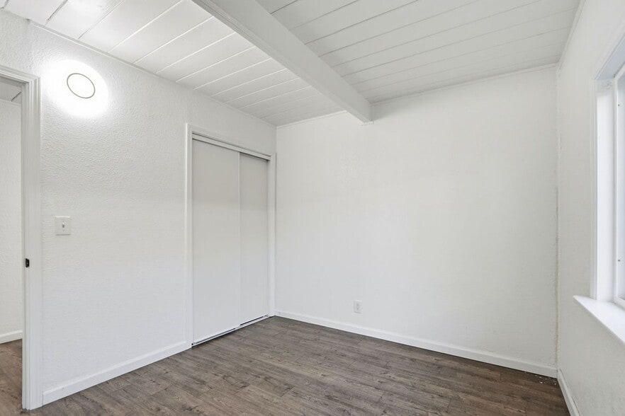 Building Photo - 10311 Ryan St