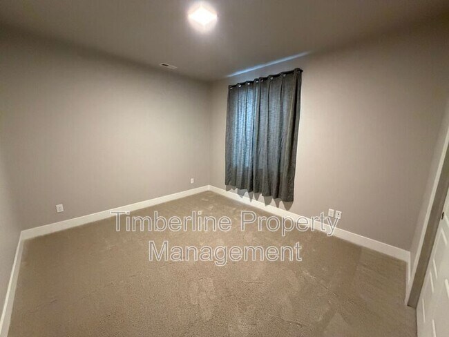 Building Photo - 3830 Bierstadt Lake Ct