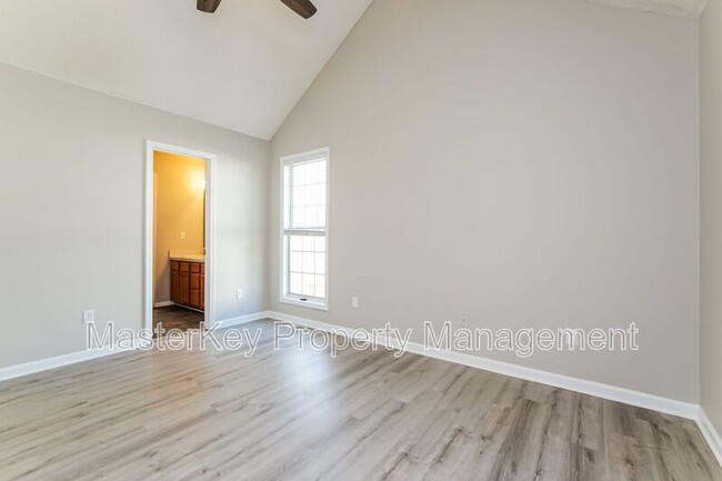 Building Photo - 2809 Leicester Ct