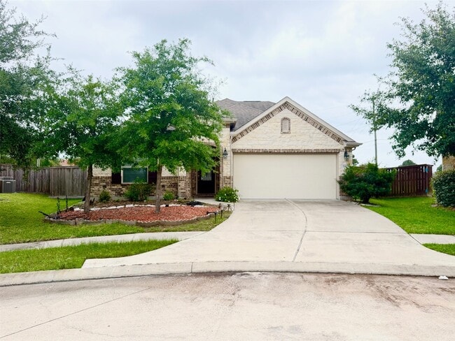 Building Photo - 11075 Walts Run Ln