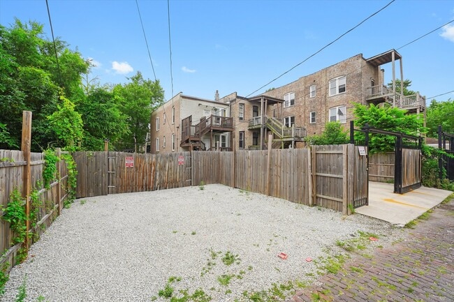 Building Photo - 1316 S Millard Ave