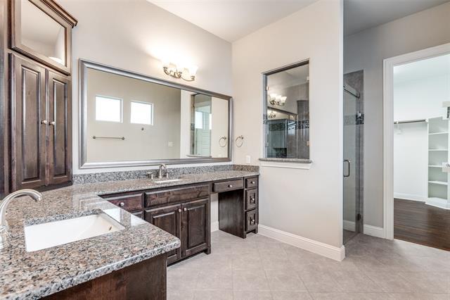 Building Photo - 917 Snyder Dr