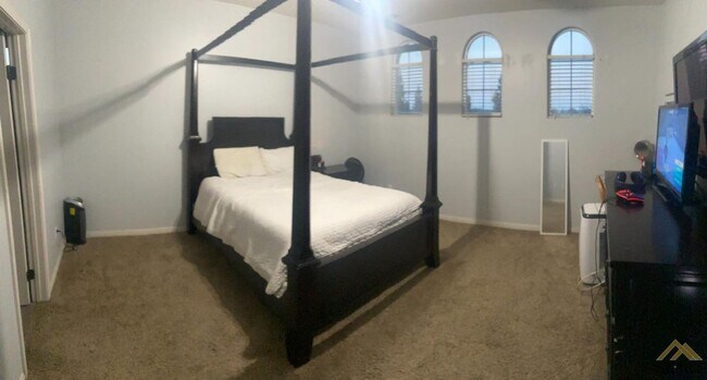 Building Photo - Coming Soon!