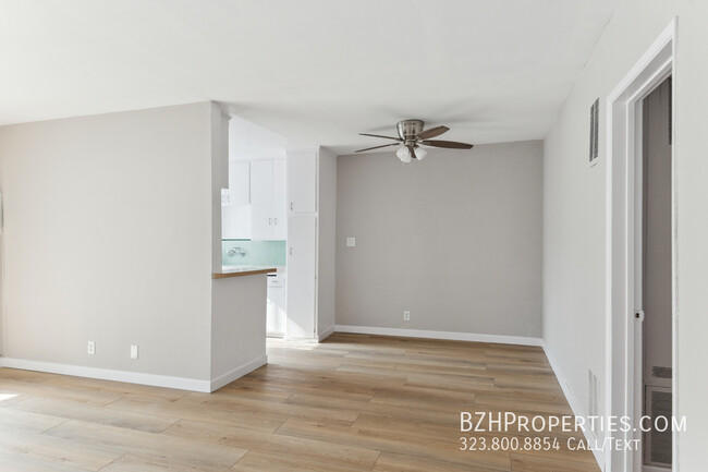 Building Photo - Newly Updated 2Bedroom 1Bathroom In Prime ...