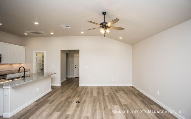 Building Photo - 3203 Durham Ave