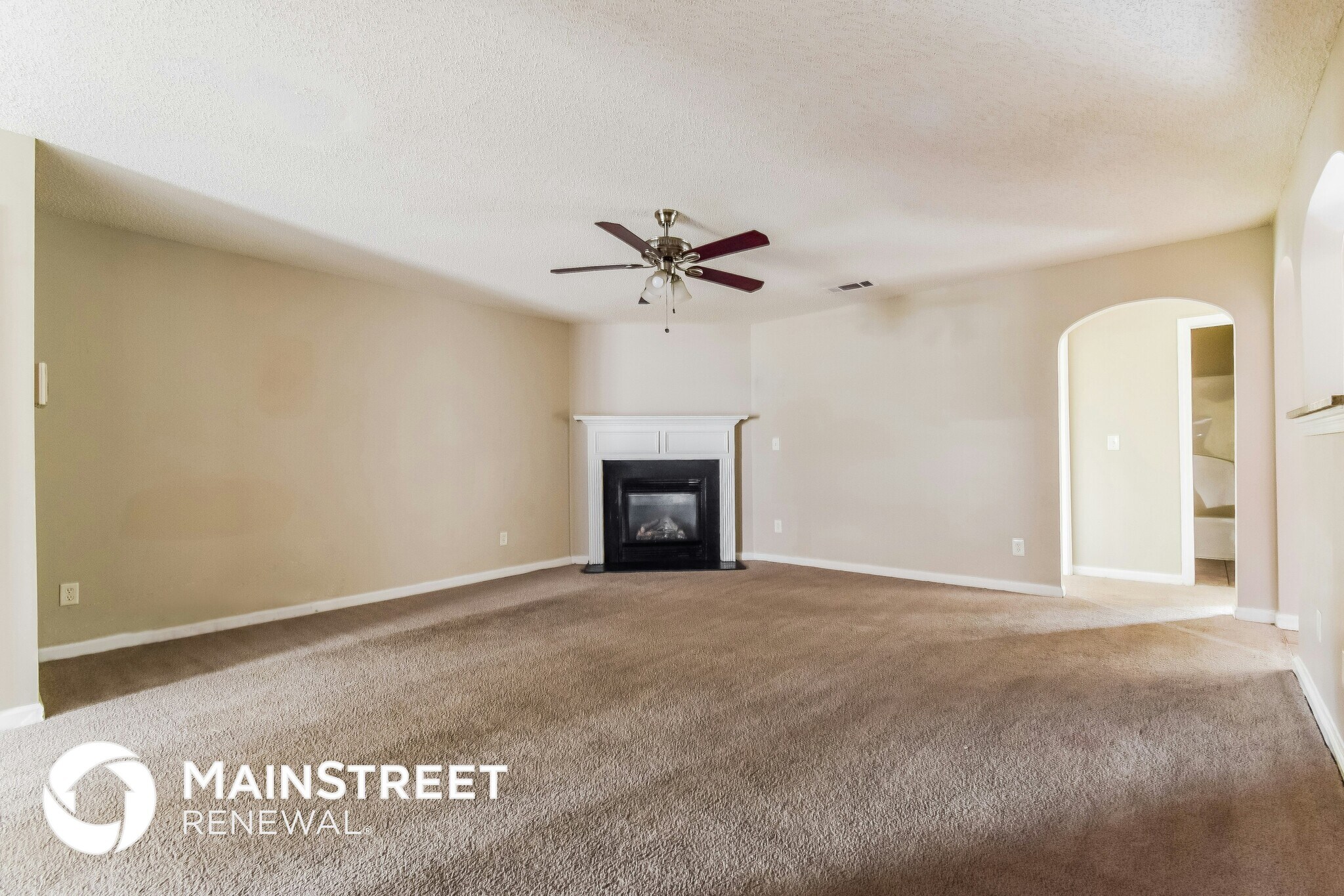Building Photo - 5861 San Gabriel Ln