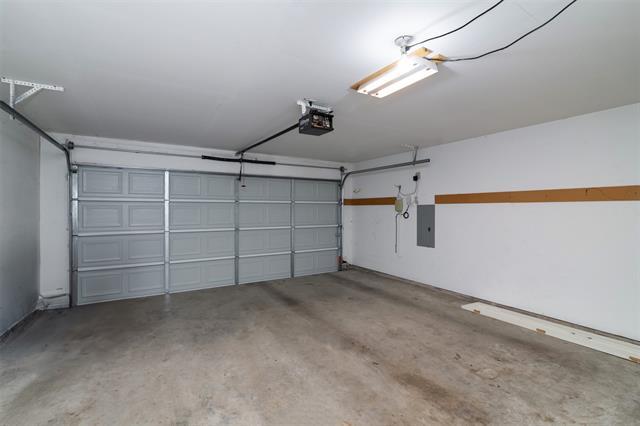 Building Photo - 1621 Oak Brook Ln