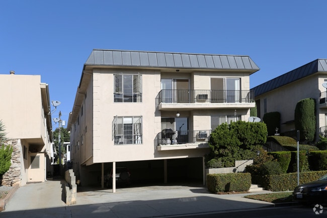 Primary Photo - 11837 Dorothy St