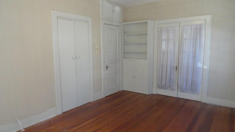 Building Photo - 115 Seville Blvd