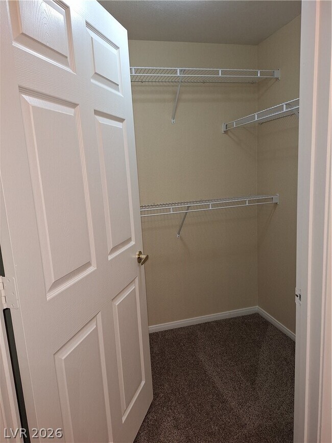 Building Photo - 6156 Pine Villa Ave