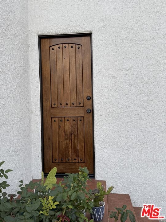Building Photo - 326 N La Jolla Ave