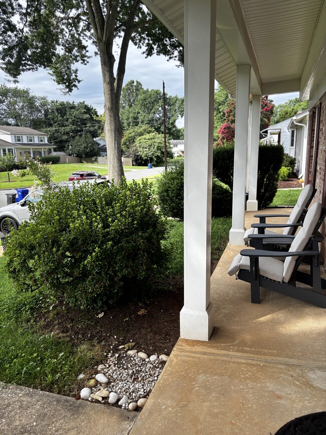 Building Photo - 8513 Wilkesboro Ln