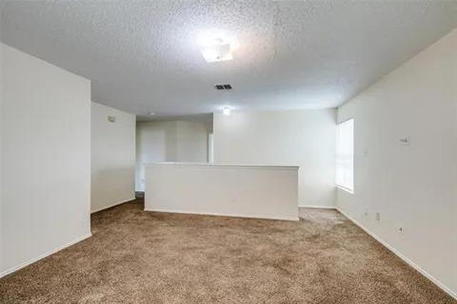 Building Photo - 933 Medina Dr