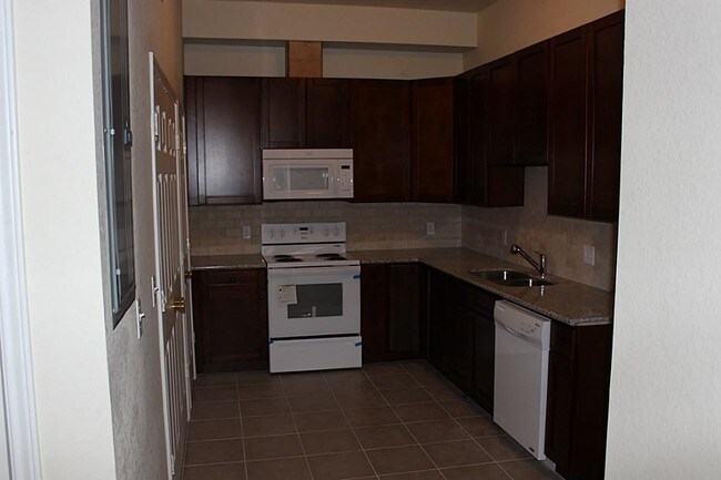 Building Photo - 10102 Neuens Rd