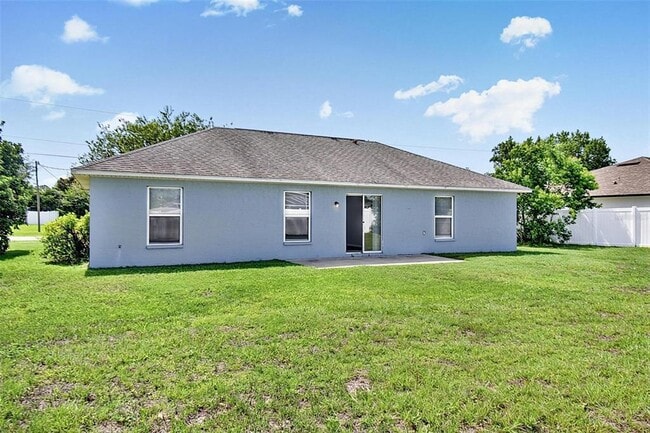 Building Photo - 9 Lytton Ln