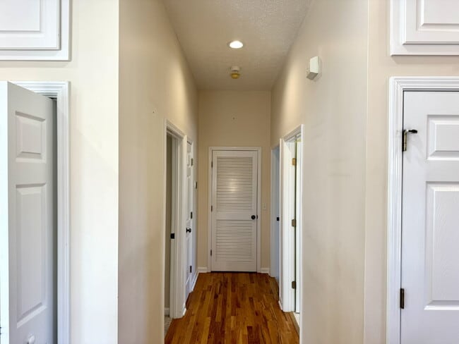 Building Photo - Bid-a-Wee Beach Gulf View -Long Term Rental!