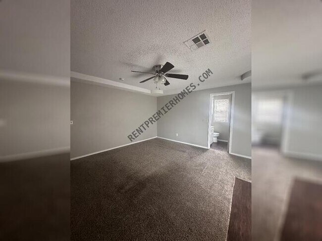 Building Photo - 5113 Oak Manor Dr