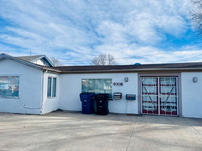 Building Photo - Morrison4008