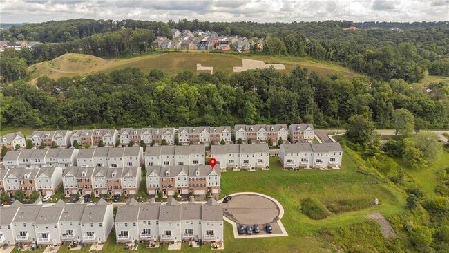 Building Photo - 243 Faulk Dr