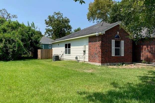 Building Photo - 6905 Radcliffe St