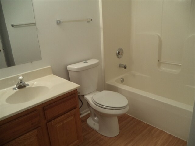 Building Photo - 5925 Bluegrass Trl