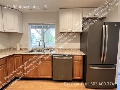 Building Photo - 441 NE Adams Ave