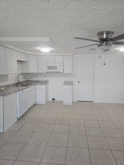 Building Photo - 9815 Hidden Ln