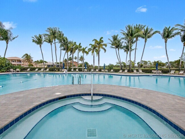 Building Photo - 1204 Oakwater Dr