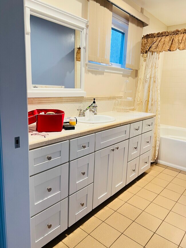 Building Photo - 9006 Soquel Dr