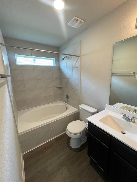 Building Photo - 3540 Wooded Ln