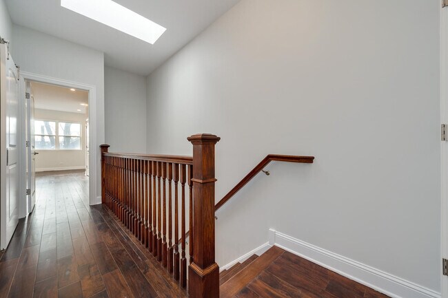 Building Photo - 1919 N Drake Ave