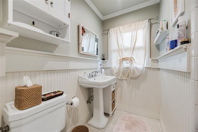 Building Photo - 6219 Revere Pl