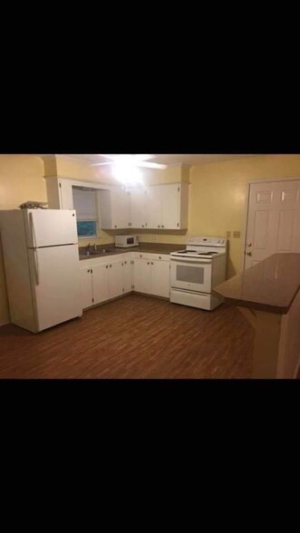 Kitchen - 416 Rs County Rd 3333