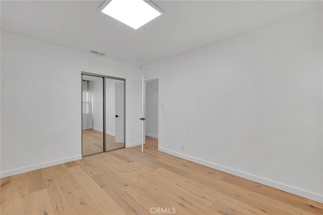 Building Photo - 2712 Henrietta Ave